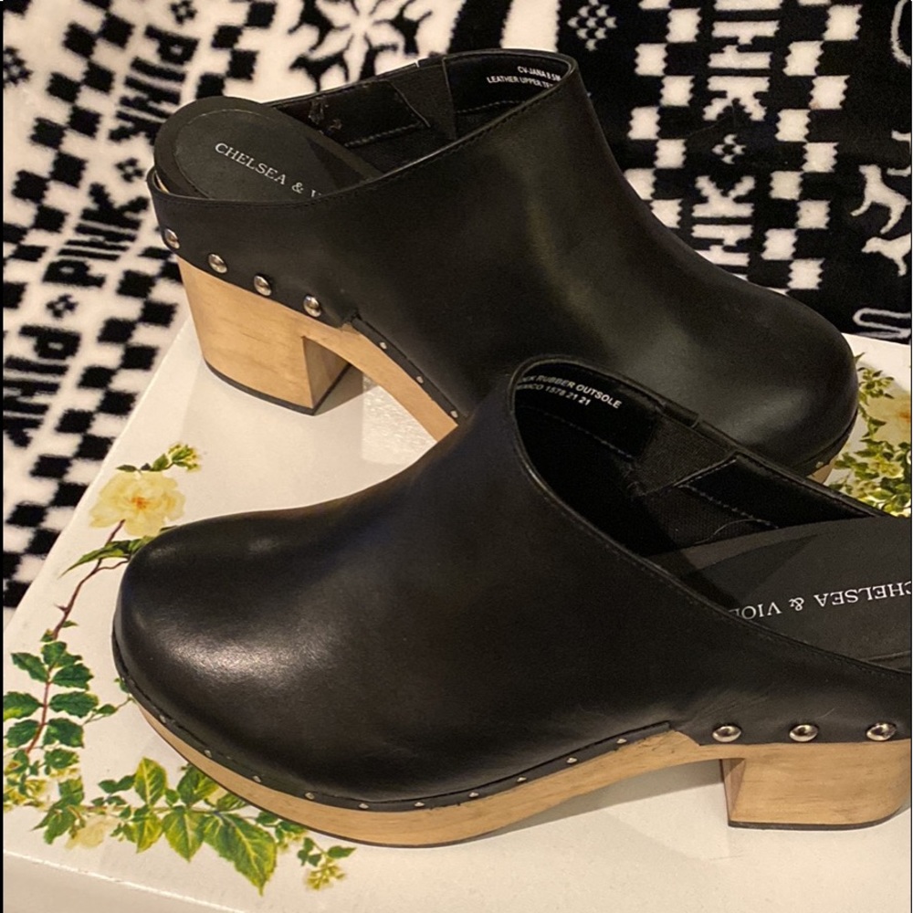 Brand new clog heel